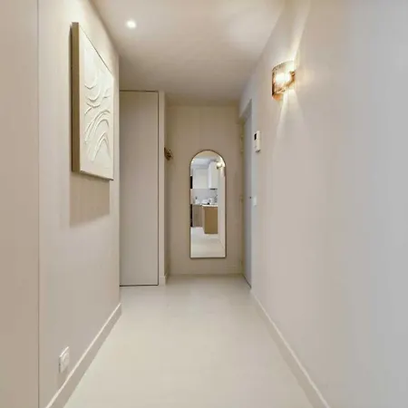 Apartment Chic 2br 4p Lices