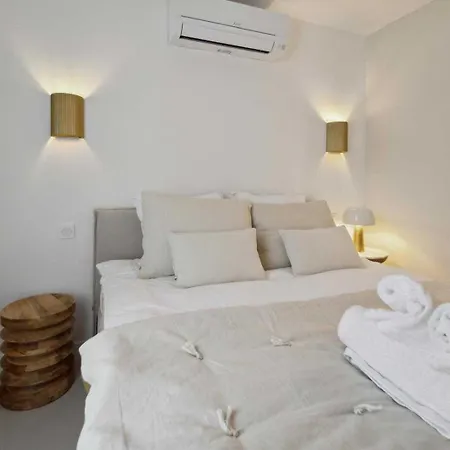 Chic 2br 4p Lices شقة سان تروبيه